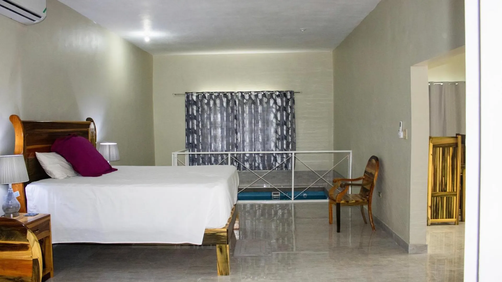 Hotel Demaroys Treasure Beach